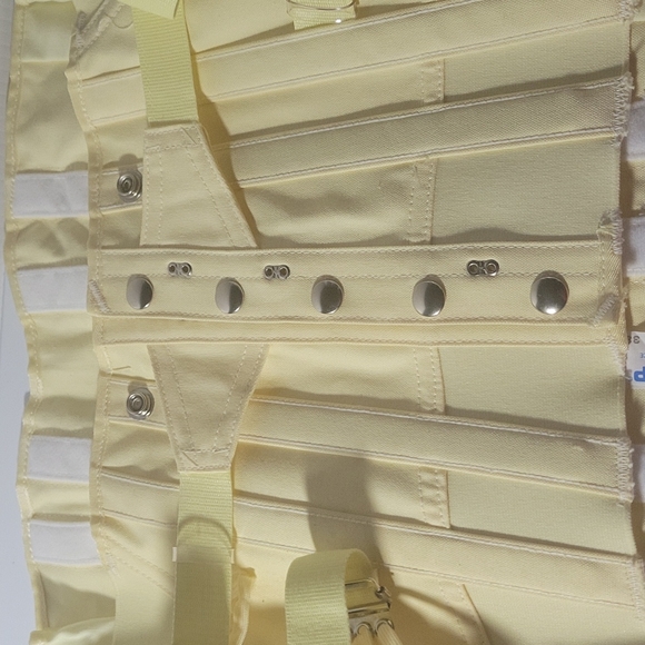 Price Drop Camp Shapewear/Corset/ Back Support - Picture 5 of 7